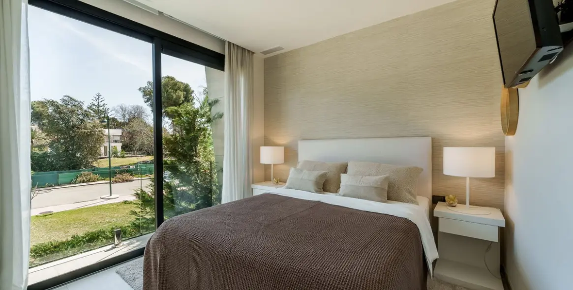 Venta de casa pareada en Puerto Banús 17