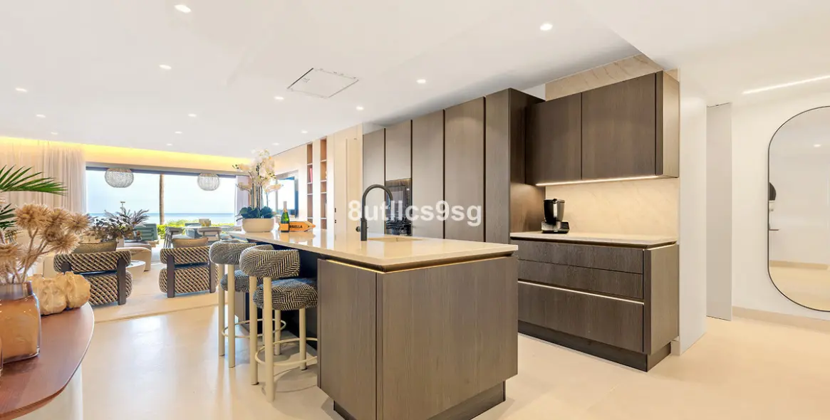 Venta de apartamento en planta baja en Estepona 11