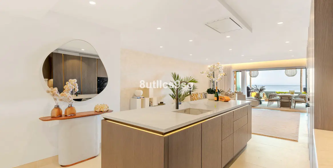 Venta de apartamento en planta baja en Estepona 17