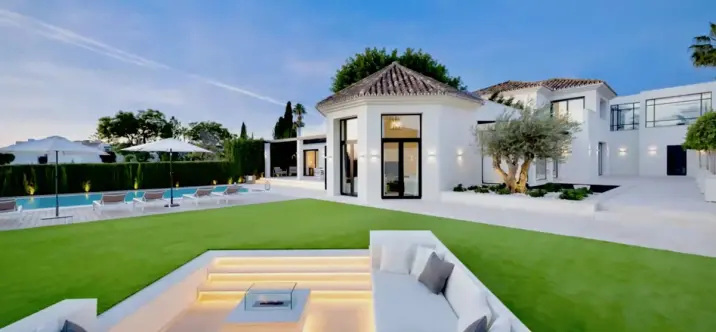 Venta de villa independiente en Aloha 0