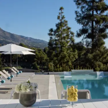 Venta de villa independiente en Aloha