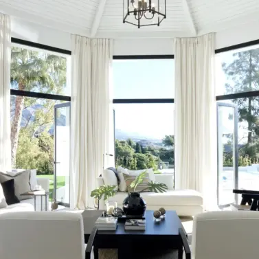 Venta de villa independiente en Aloha