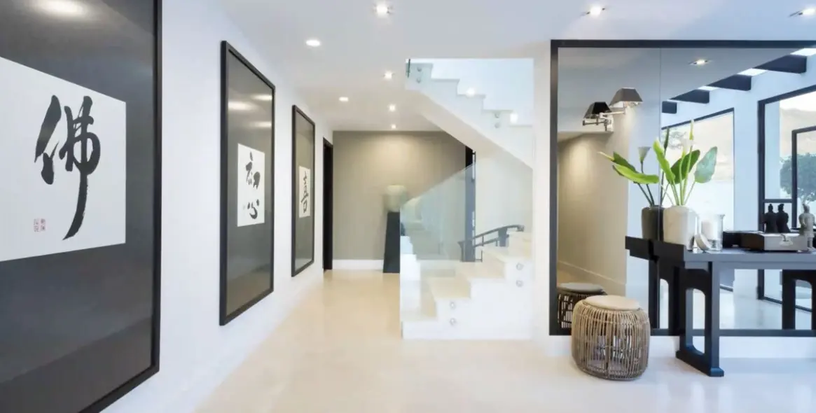 Venta de villa independiente en Aloha 12