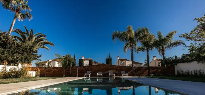 Long-term rent of detached villa in Nueva Andalucía 2