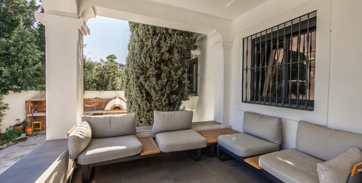 Long-term rent of detached villa in Nueva Andalucía 6