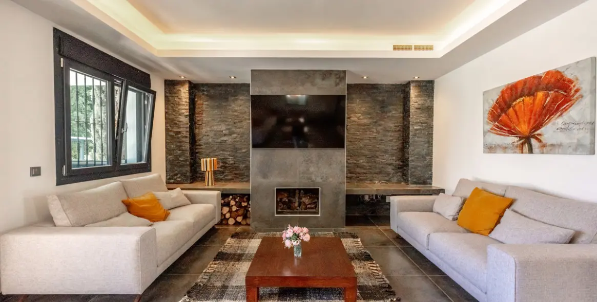 Long-term rent of detached villa in Nueva Andalucía 10