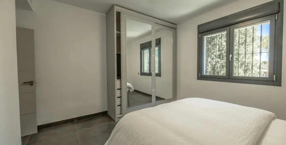Long-term rent of detached villa in Nueva Andalucía 24