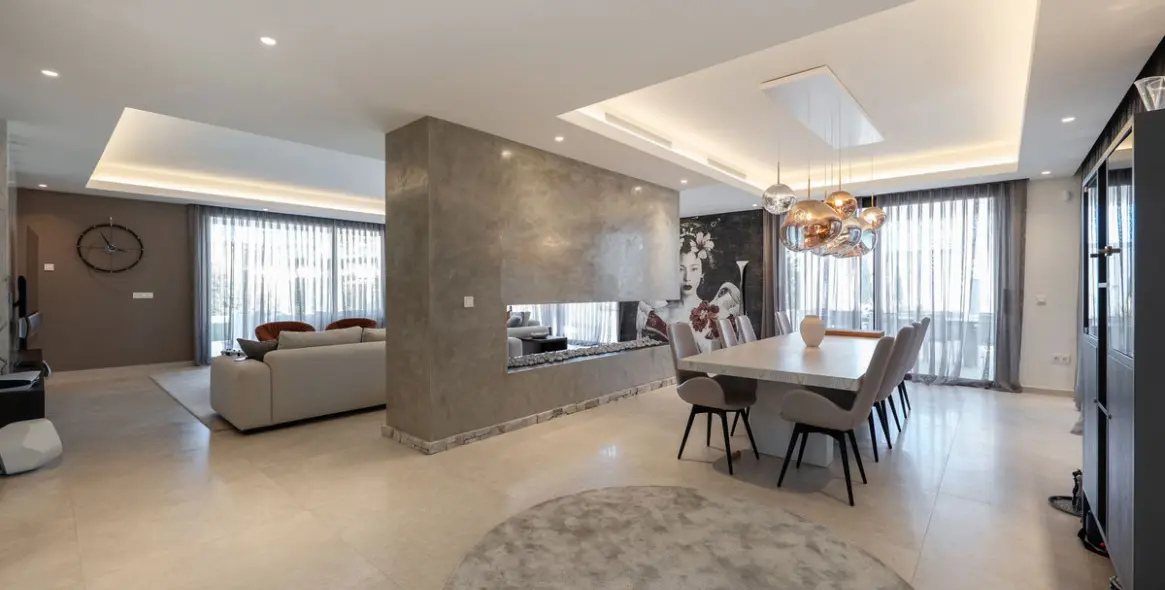 Long-term rent of detached villa in Los Flamingos 7