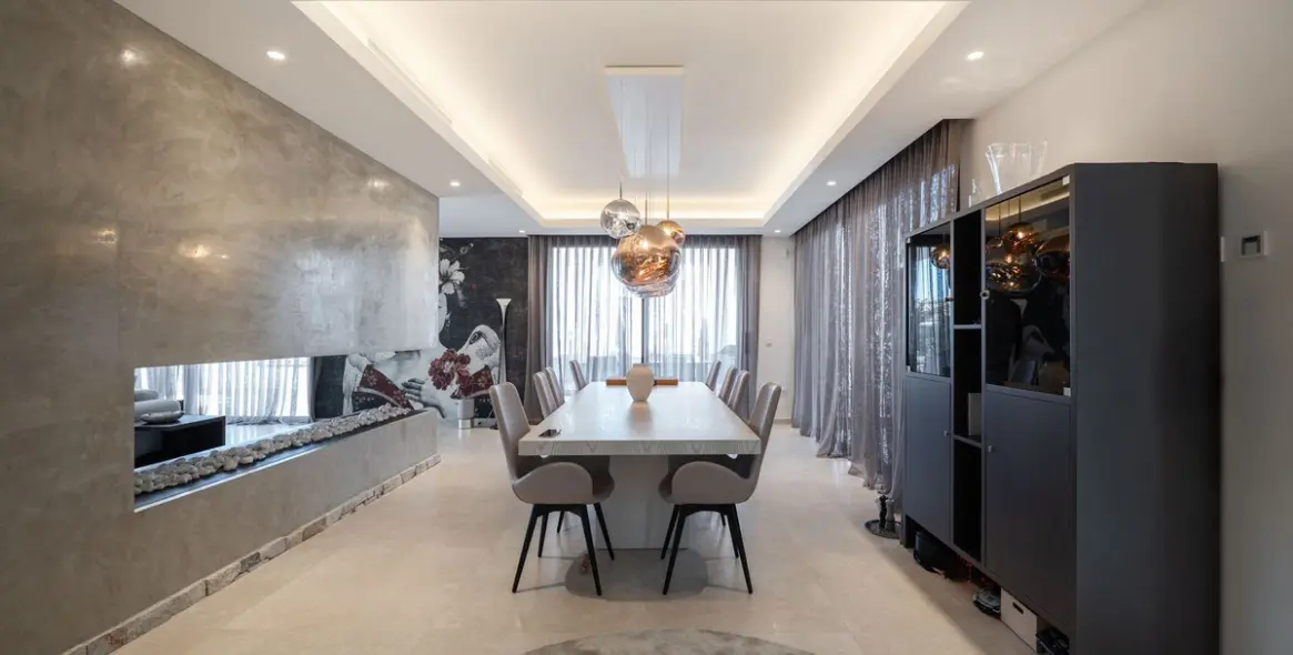 Long-term rent of detached villa in Los Flamingos 9