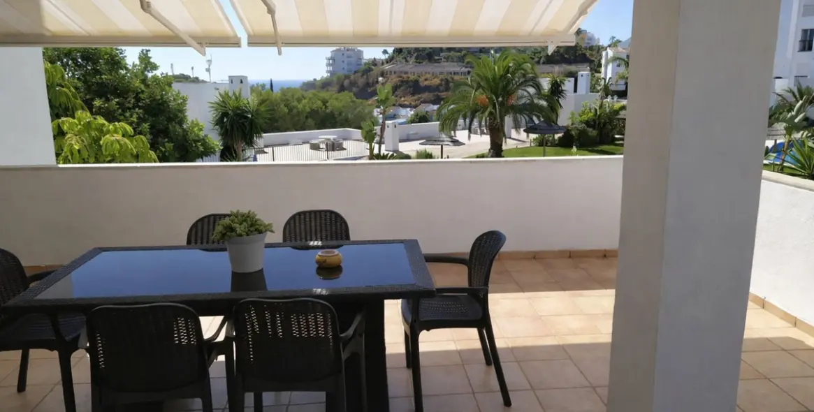 Sale of middle floor apartment in Riviera del Sol 5