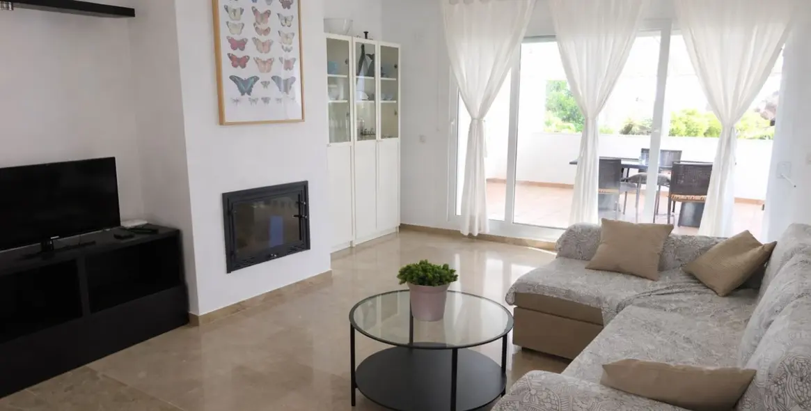 Sale of middle floor apartment in Riviera del Sol 8