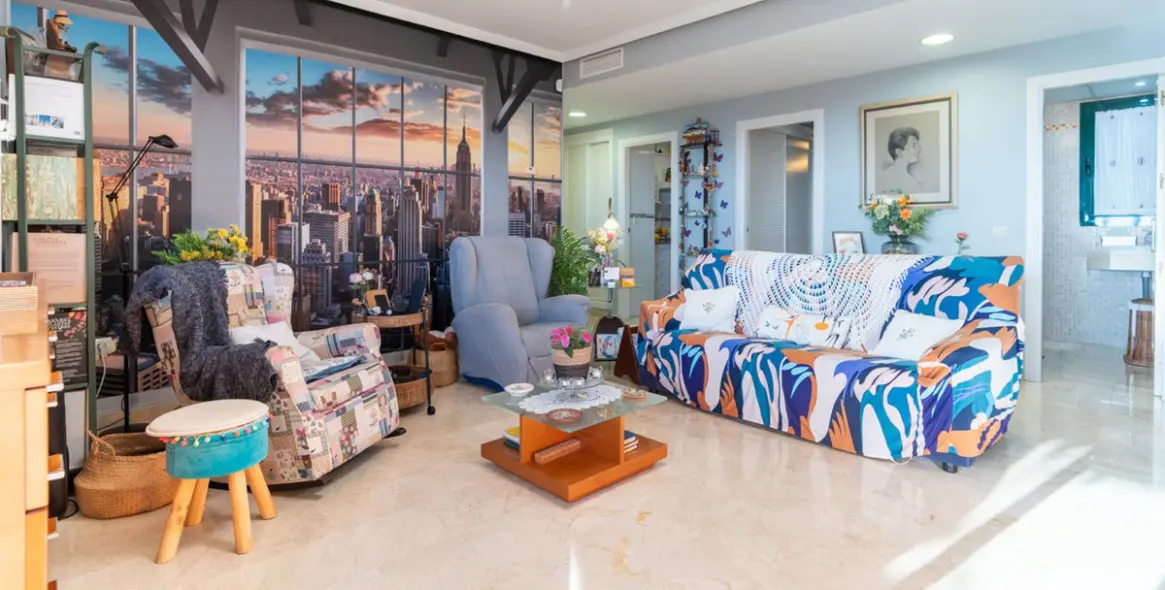 Sale of middle floor apartment in Benalmadena 11