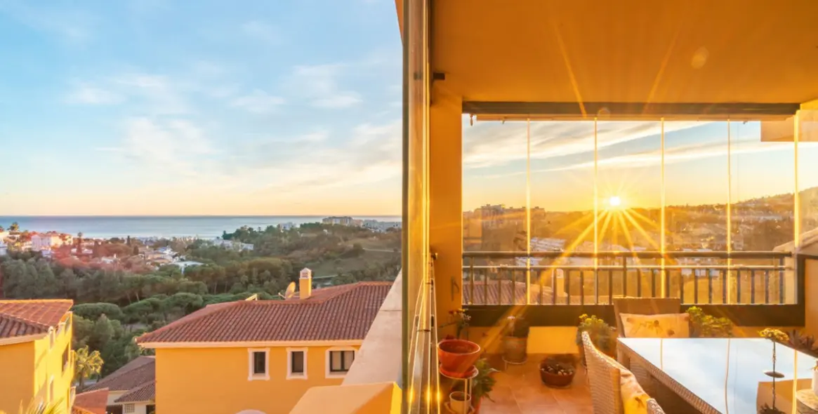 Sale of middle floor apartment in Benalmadena 14