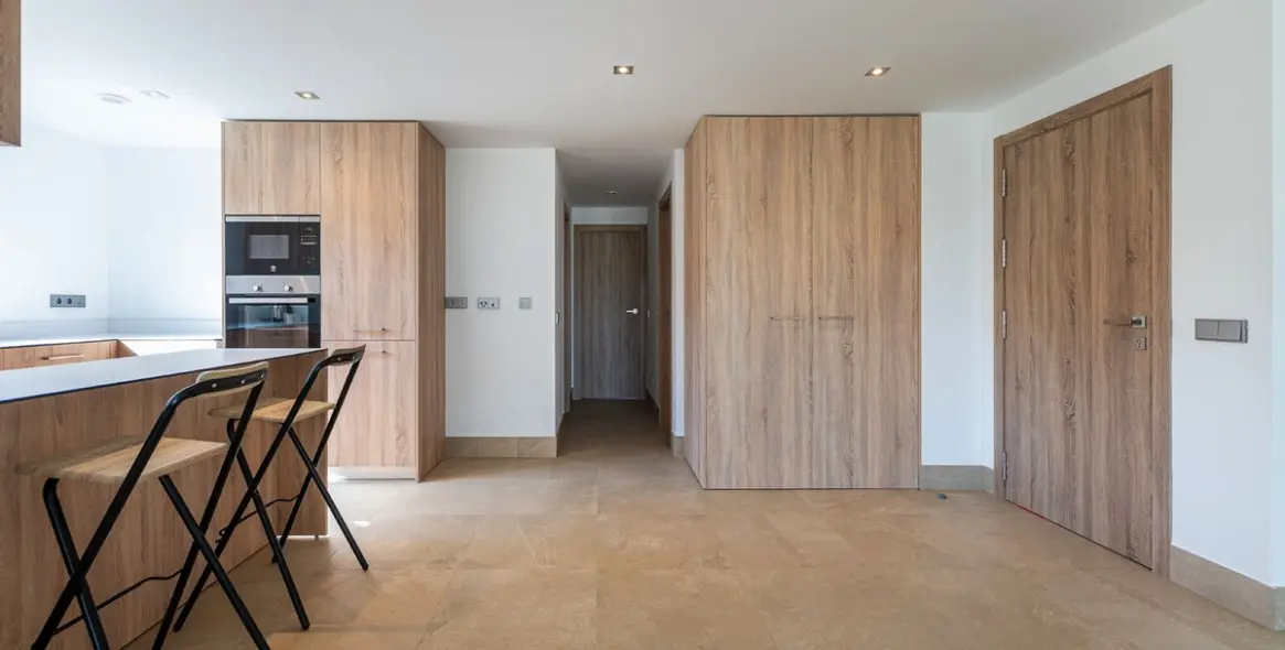 Sale of ground floor apartment in Casares 8