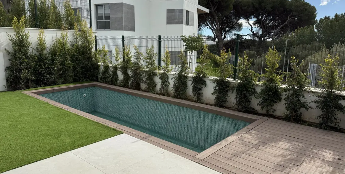 Sale of ground floor apartment in Marbella 1