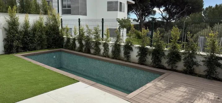 Sale of ground floor apartment in Marbella 0