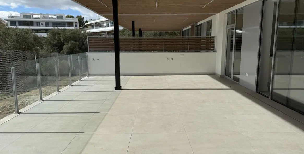 Sale of ground floor apartment in Marbella 3