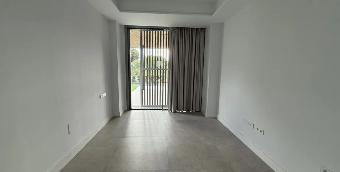 Sale of ground floor apartment in Marbella 20