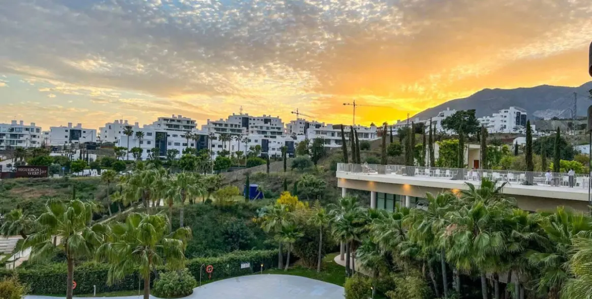 Sale of ground floor apartment in Fuengirola 53