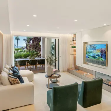 Sale of ground floor apartment in New Golden Mile