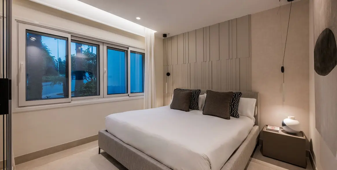 Sale of ground floor apartment in New Golden Mile 24