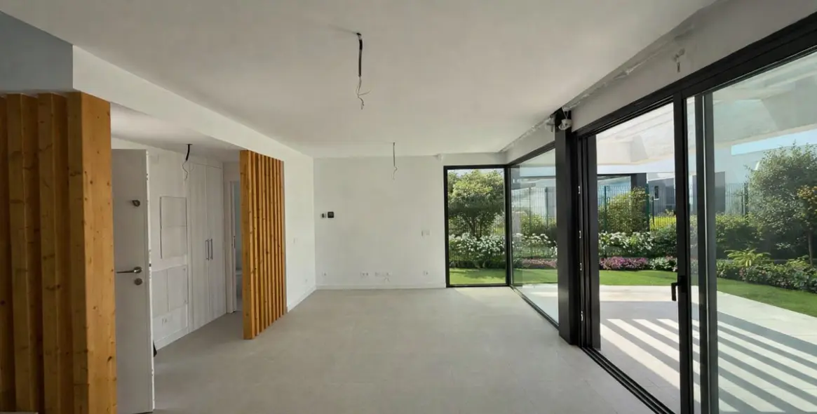 Long-term rent of semi-detached house in Estepona 3