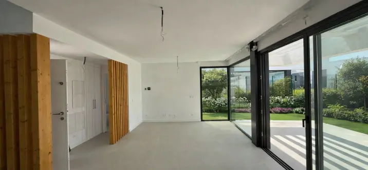 Долгосрочная аренда дома на две семьи в Estepona 2