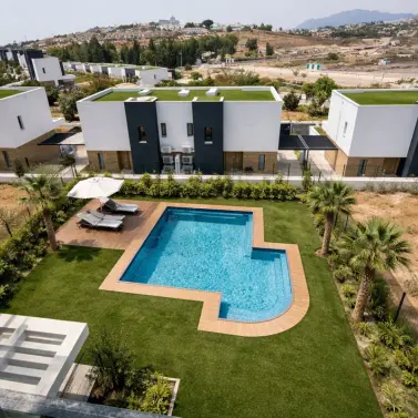 Долгосрочная аренда дома на две семьи в Estepona