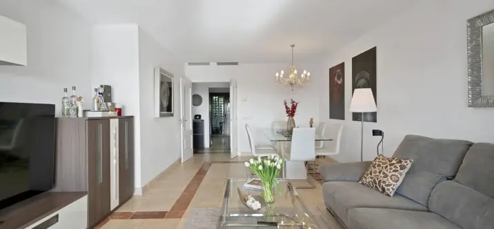 Продажа апартаментов на среднем этаже в Atalaya 4