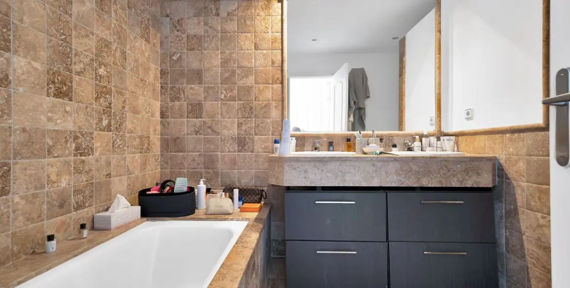 Продажа апартаментов на среднем этаже в Atalaya 16