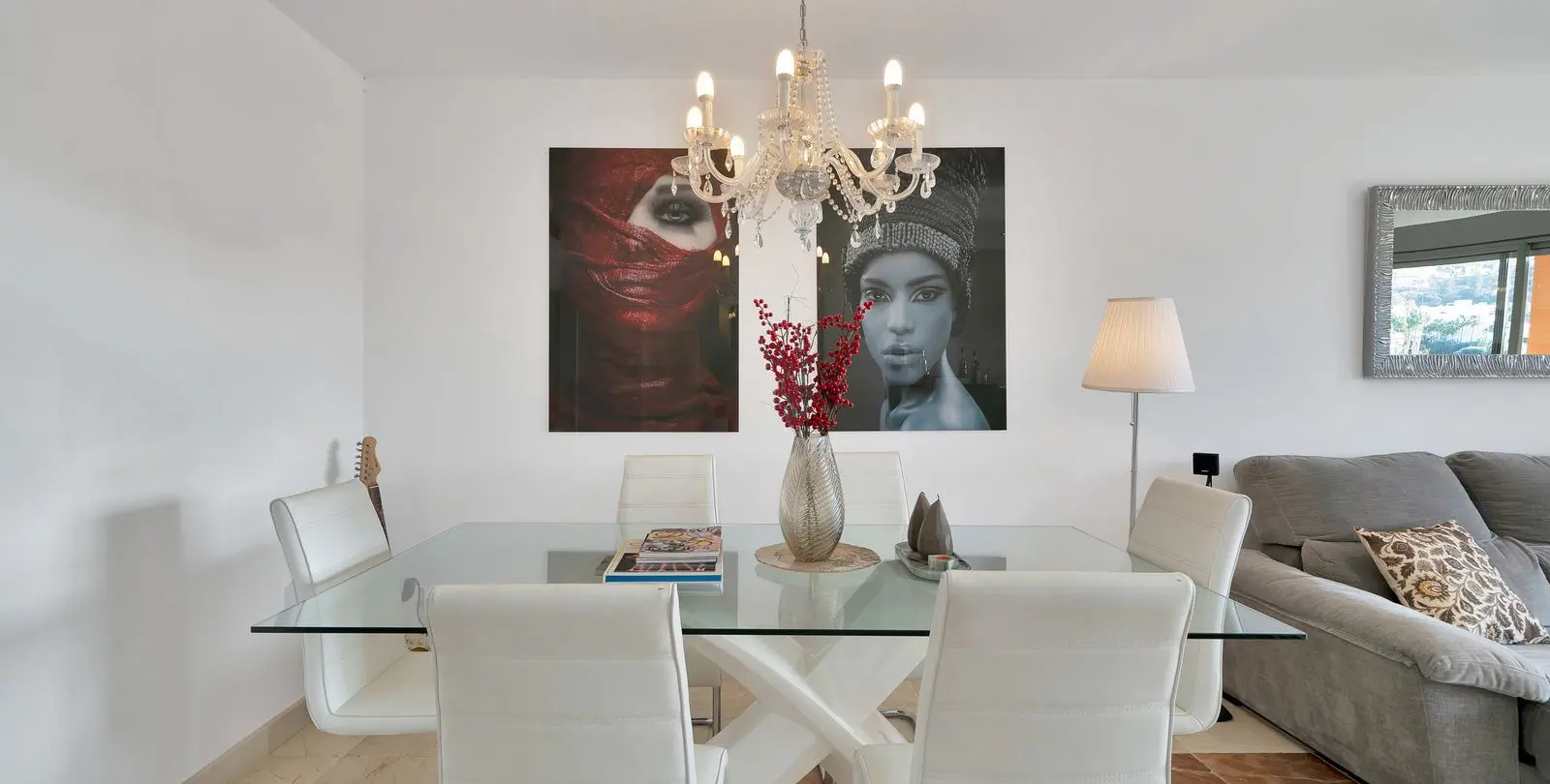 Sale of middle floor apartment in Atalaya 4