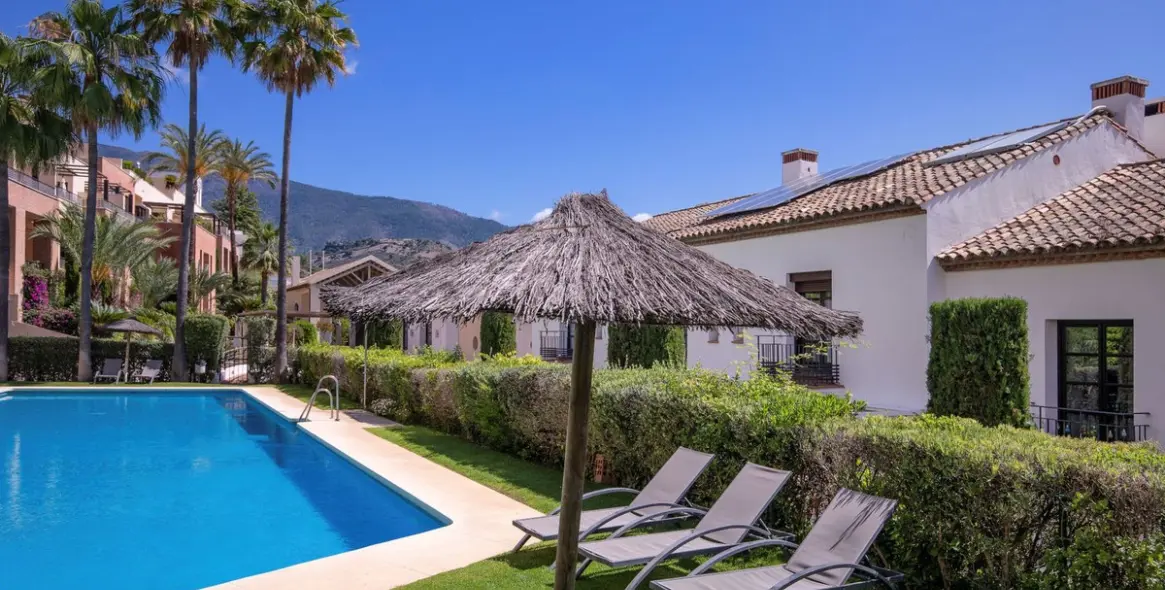 Продажа таунхауса в Benahavís 18