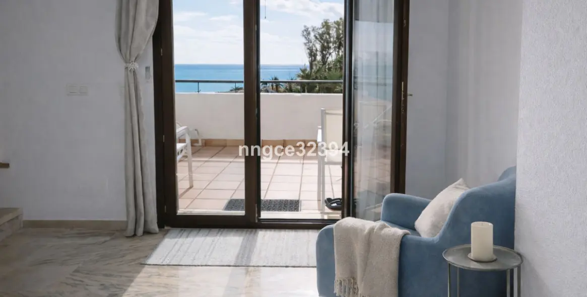 Продажа дома на две семьи в Manilva 2