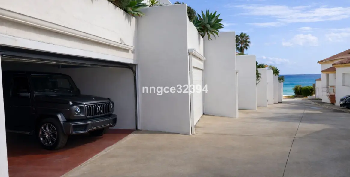 Продажа дома на две семьи в Manilva 4