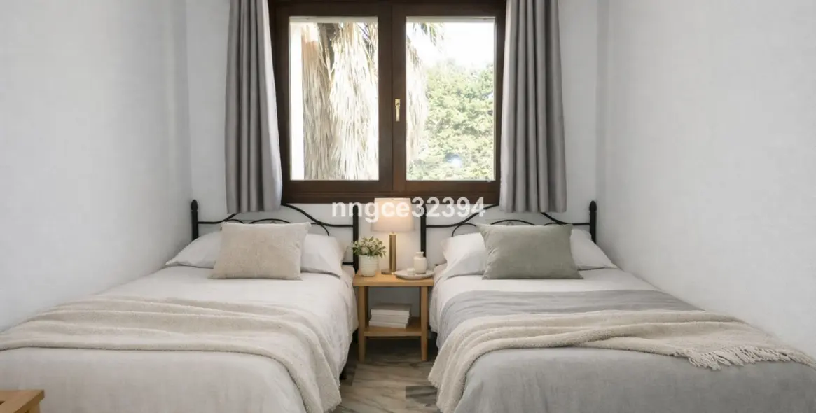 Продажа дома на две семьи в Manilva 27