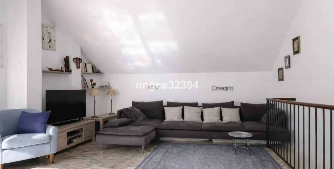 Продажа дома на две семьи в Manilva 32