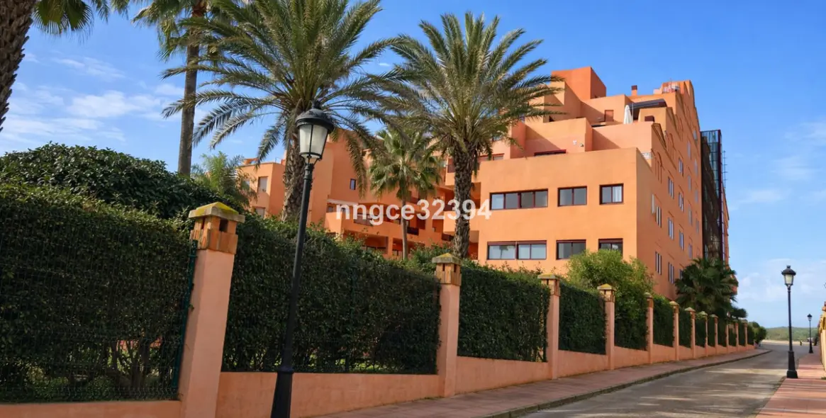 Продажа дома на две семьи в Manilva 36