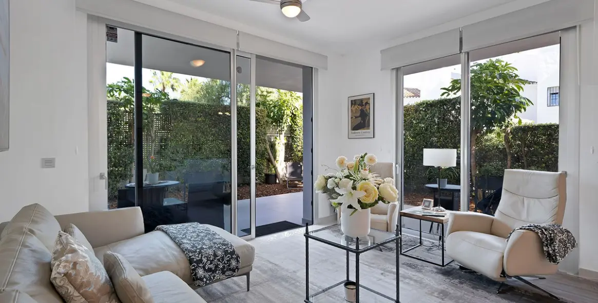 Sale of ground floor apartment in Cancelada 13