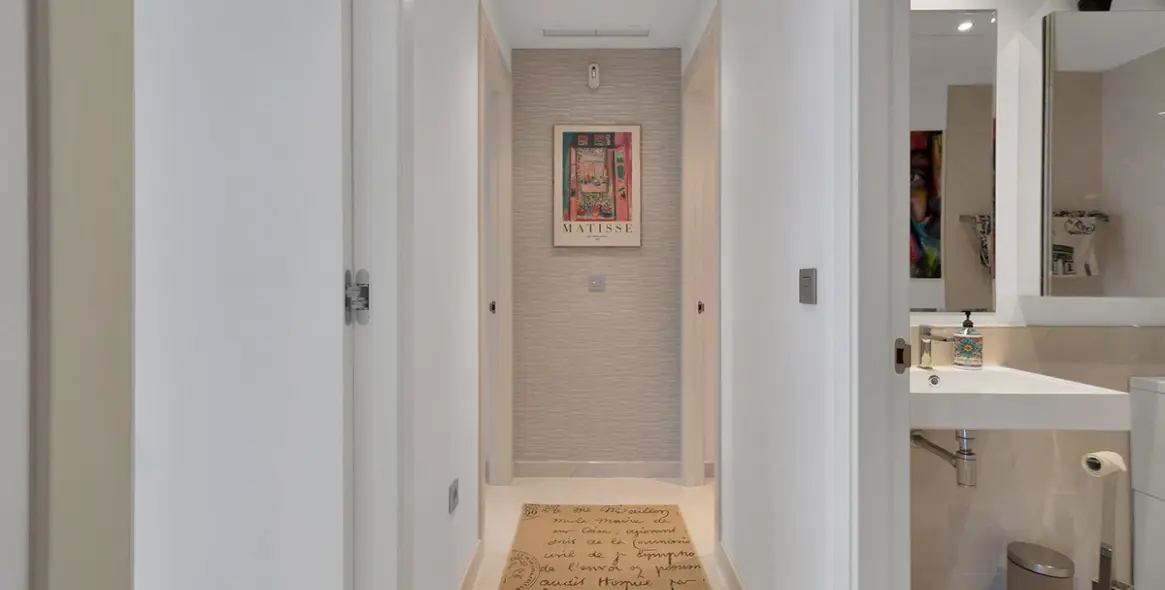 Sale of ground floor apartment in Cancelada 18