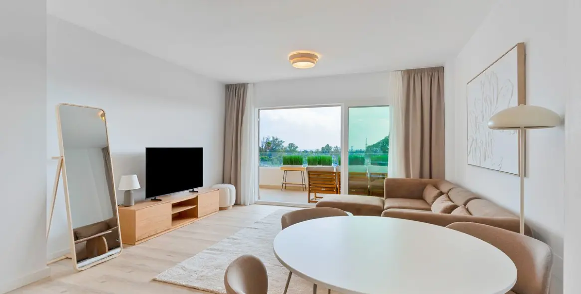 Продажа апартаментов на среднем этаже в La Campana 6