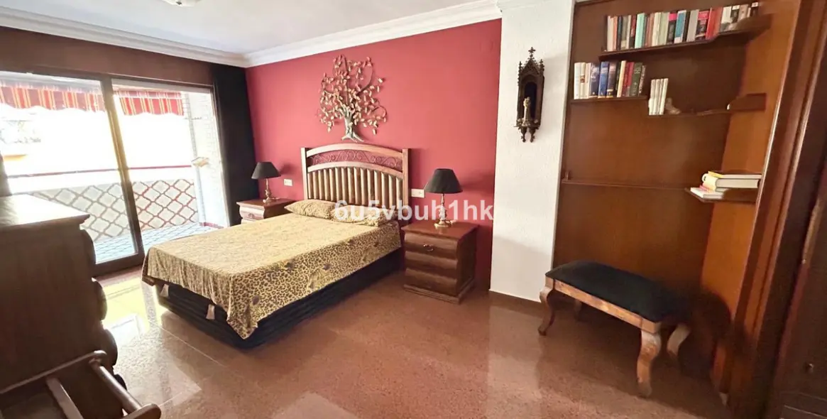 Продажа апартаментов на среднем этаже в Fuengirola 2