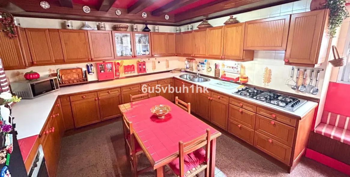 Продажа апартаментов на среднем этаже в Fuengirola 4