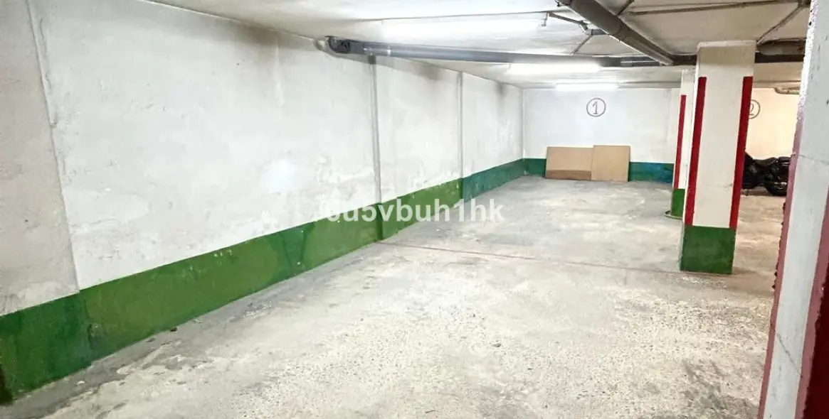 Sale of middle floor apartment in Fuengirola 39