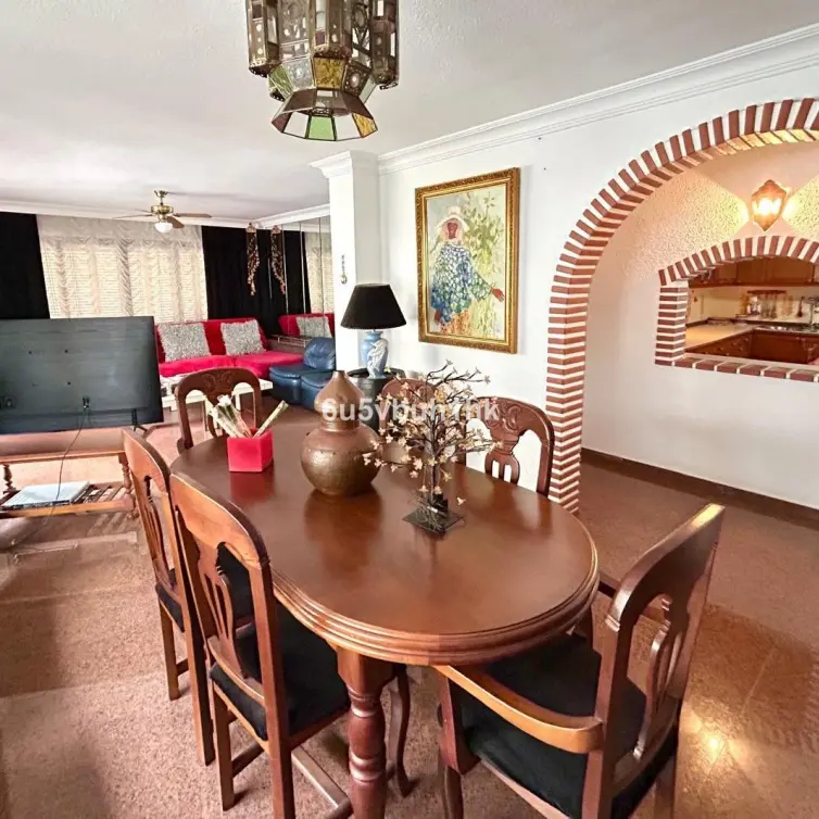Продажа апартаментов на среднем этаже в Fuengirola