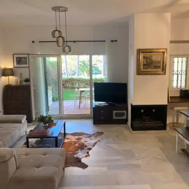 Продажа таунхауса в Guadalmina Baja