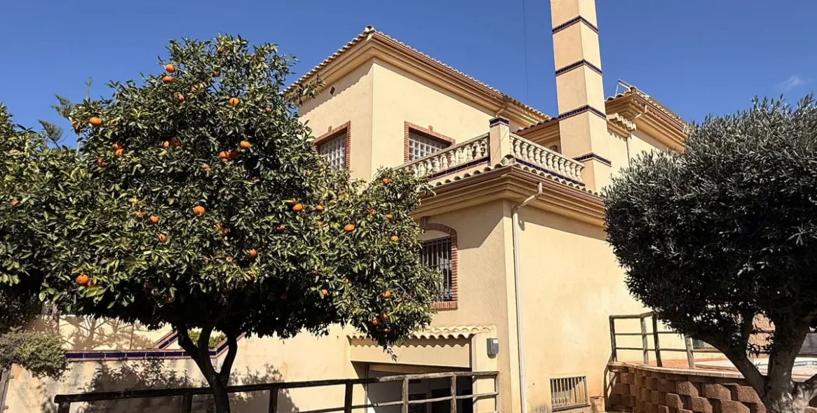 Продажа  отдельно стоящей виллы в Torremolinos 3