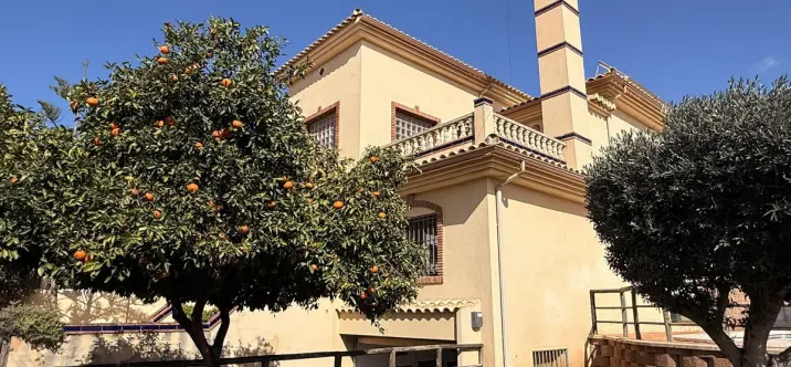 Продажа  отдельно стоящей виллы в Torremolinos 2