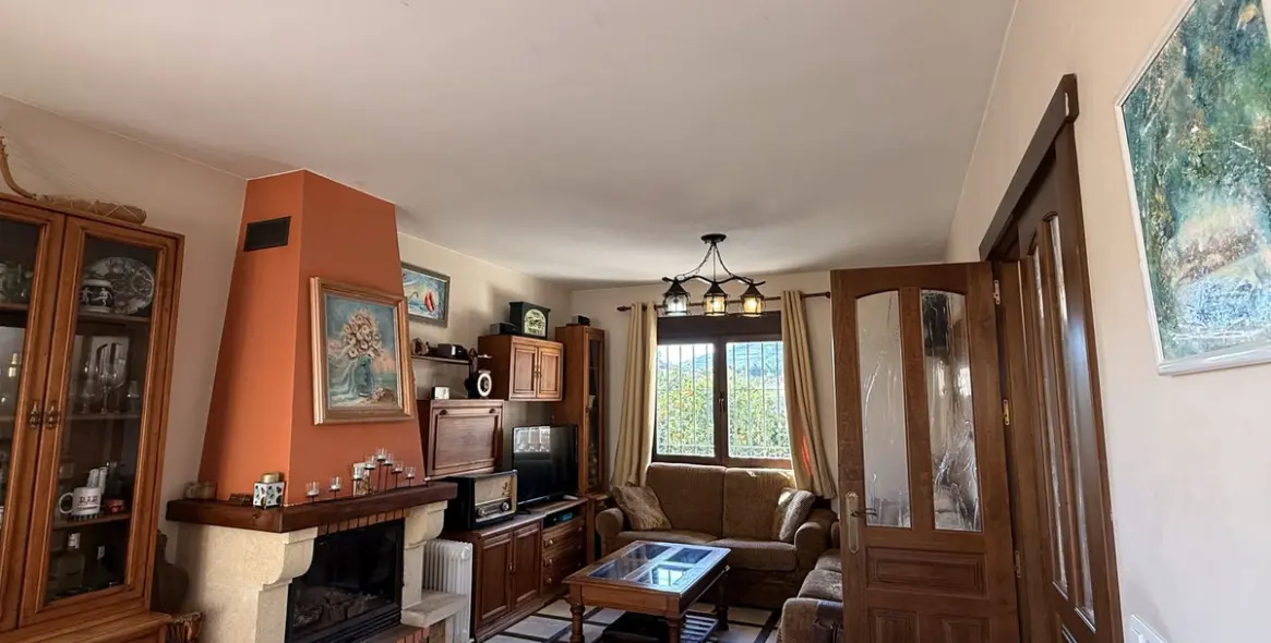 Продажа  отдельно стоящей виллы в Torremolinos 7