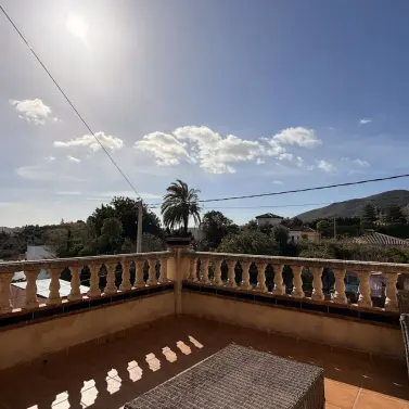 Продажа  отдельно стоящей виллы в Torremolinos