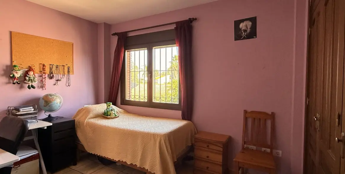 Продажа  отдельно стоящей виллы в Torremolinos 16
